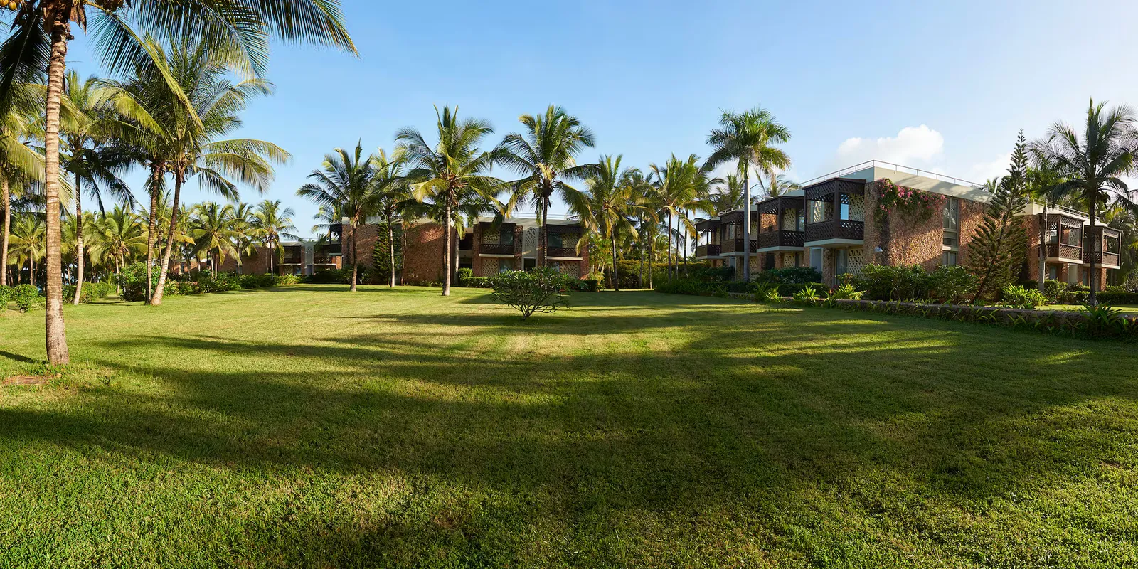 Gran Melia Zanzibar, lawns