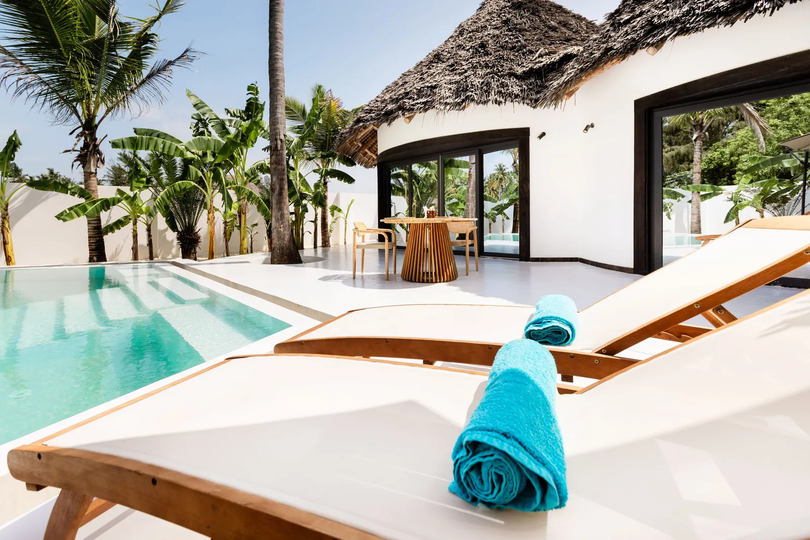 Blue Moon Resort, executive suite with private pool