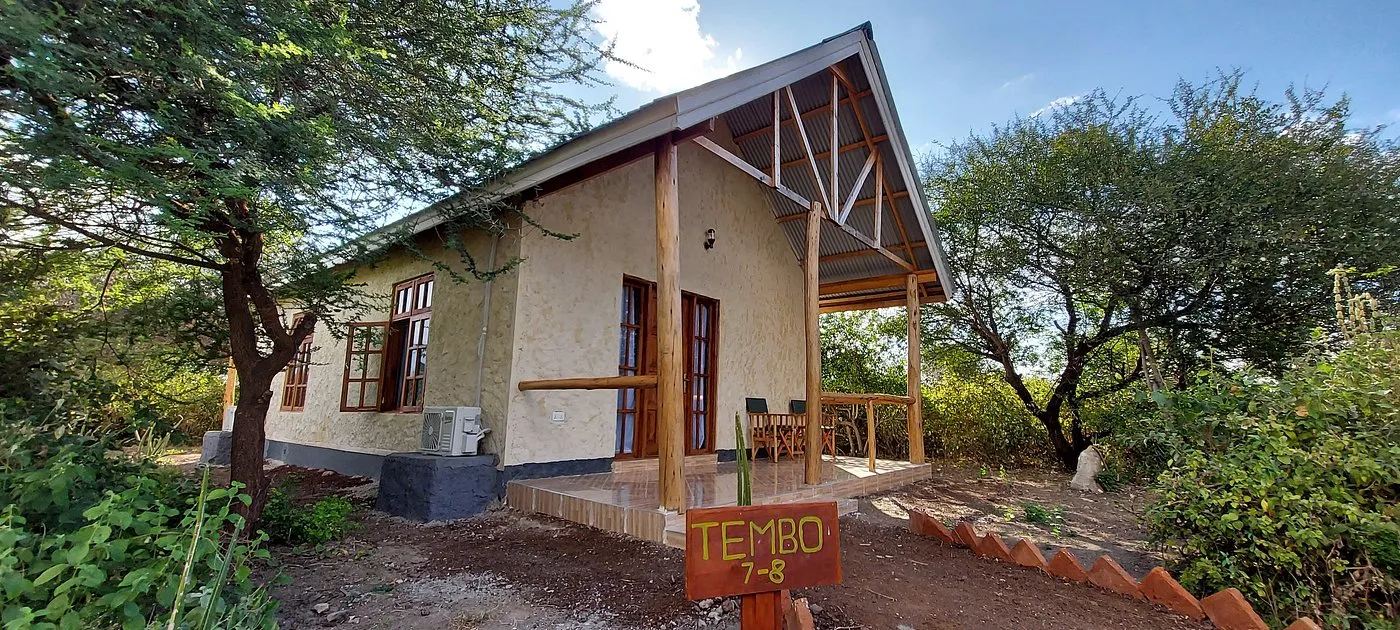 NAIBALA LAKE MANYARA LODGE, single room