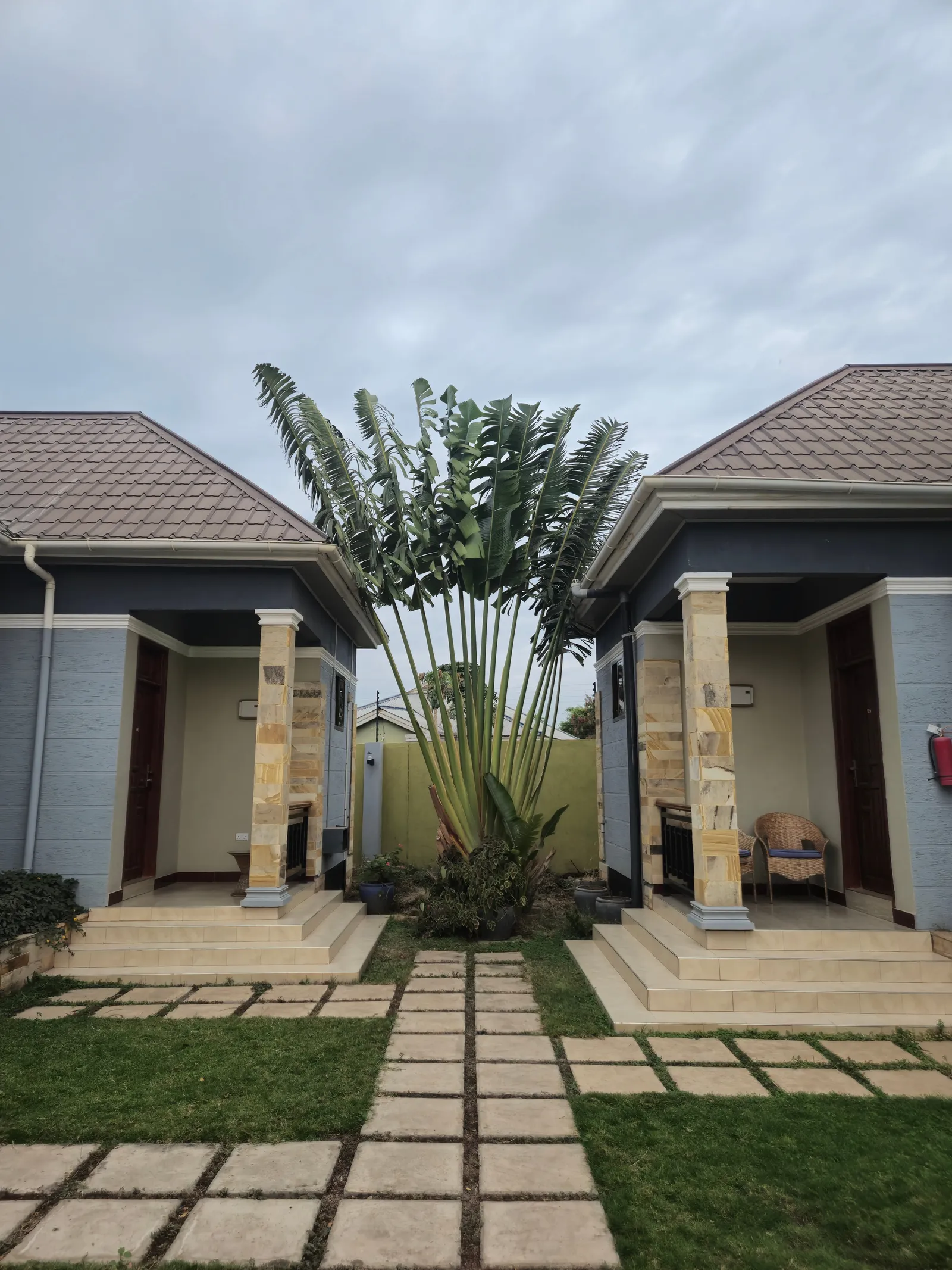 Ngare Lodge