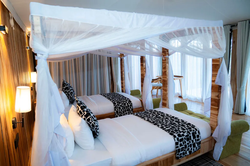 Baobab Mara River Luxury Lodge