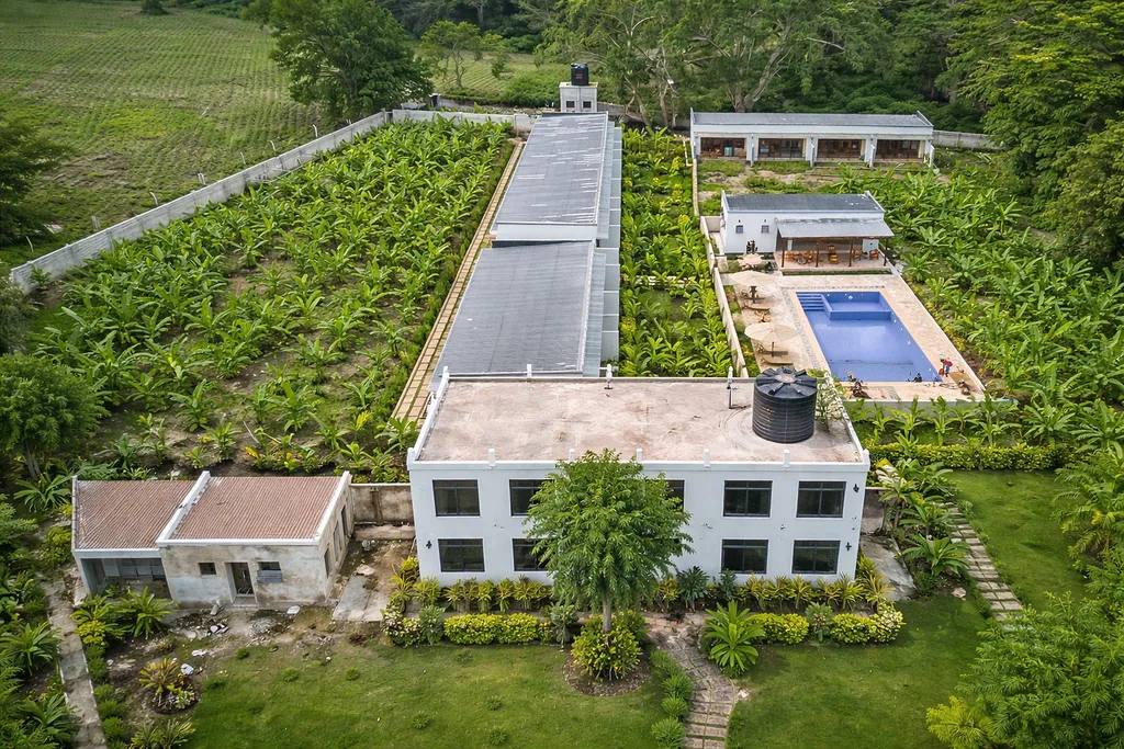 PAMOJA FARM VILLA, villa and pool from above