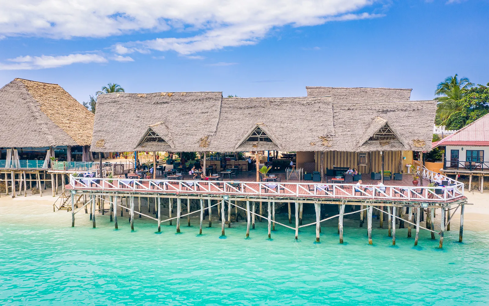 Amaan Bungalows Beach, house on the water