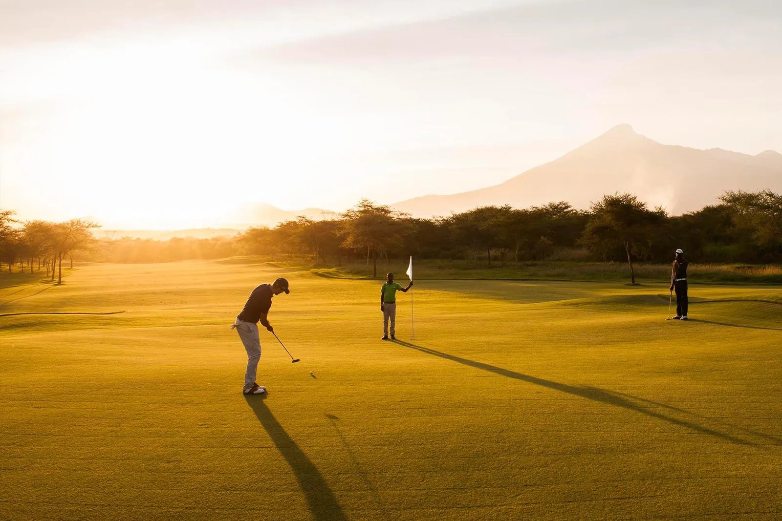 SIRINGIT VILLA, golf at the villa