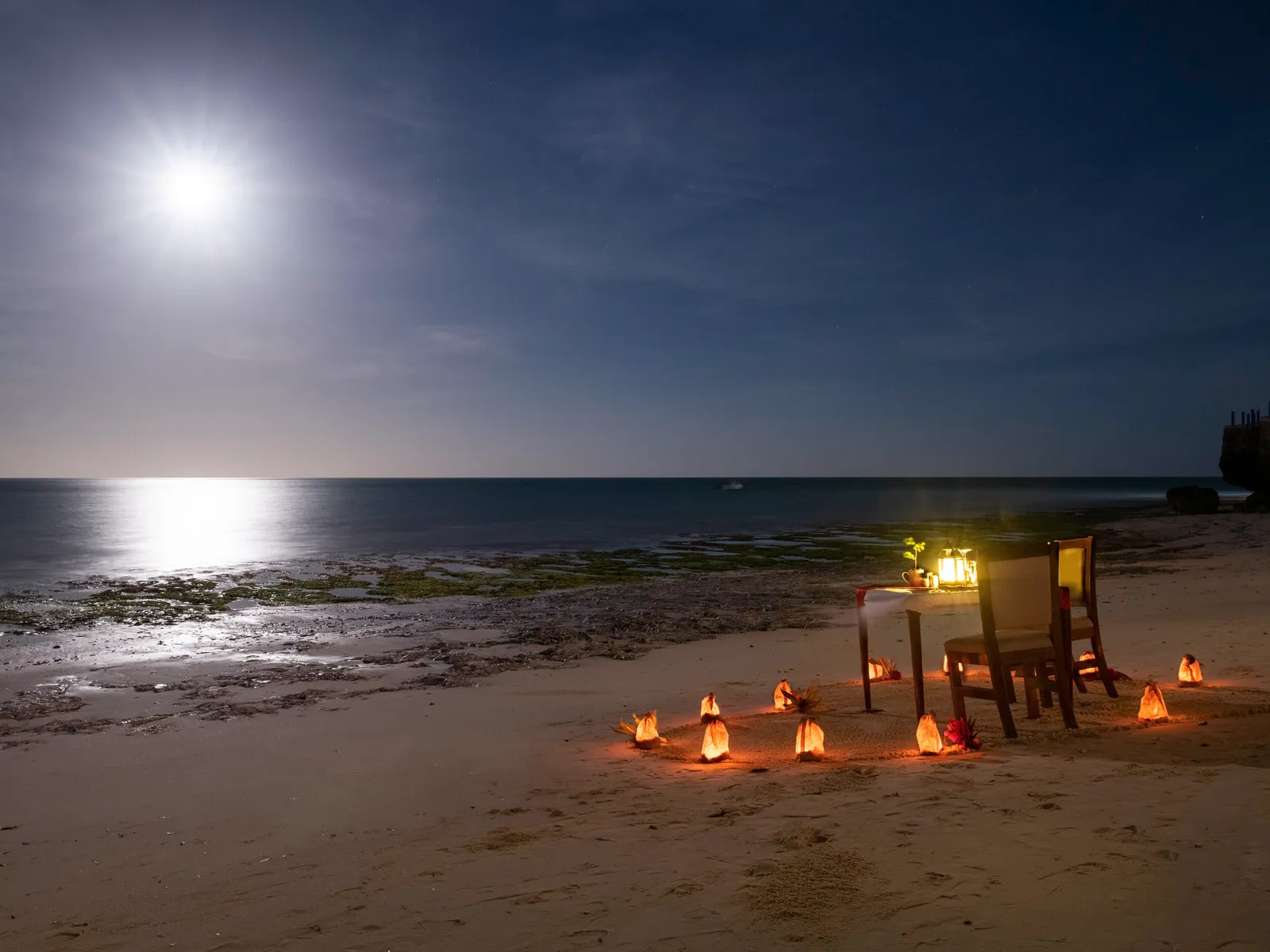 Nungwi Dreams by Mantis, Honeymoon Safari