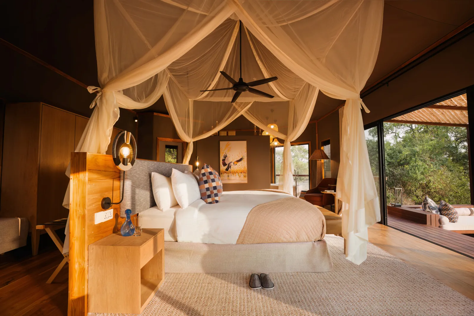 Kuria Hills Lodge